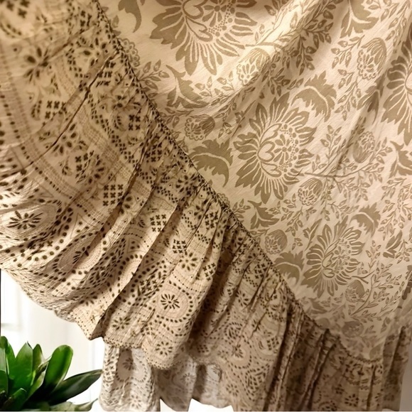 Spell and the Gypsy Lioness Maxi Skirt - Picture 6 of 9